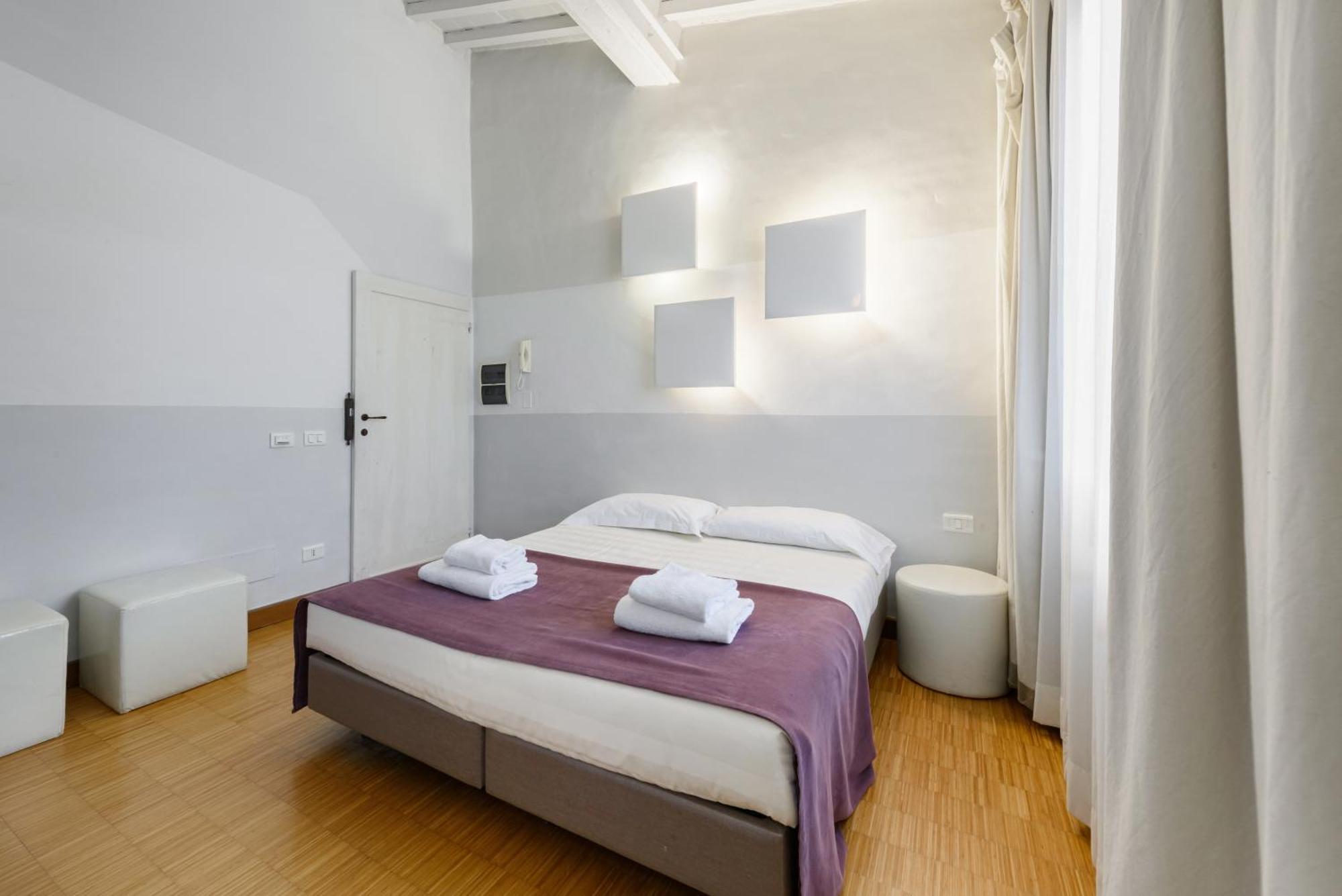 Palazzotto Pitti By Mmega * Florence